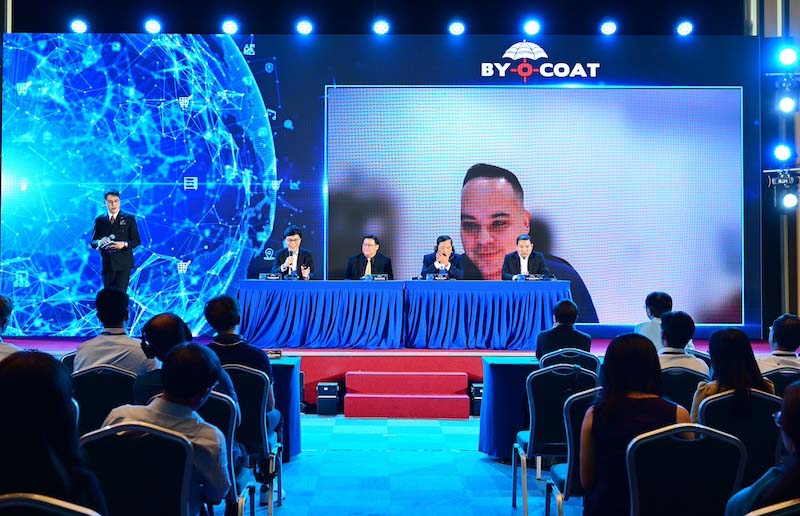 đại diện thương mại đến từ Canada đặt câu hỏi tới BTC BSB Nanotech "biến trấu thành vàng", đưa trí tuệ Việt ra thế giới.