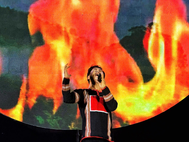 Kỷ lục gia Việt Nam Lê Anh Tuấn mang “Giấc mơ Chapi” tới Giao thừa tại Bù Đăng Kỷ lục gia Việt Nam Lê Anh Tuấn mang "Giấc mơ Chapi" tới Giao thừa tại Bù Đăng